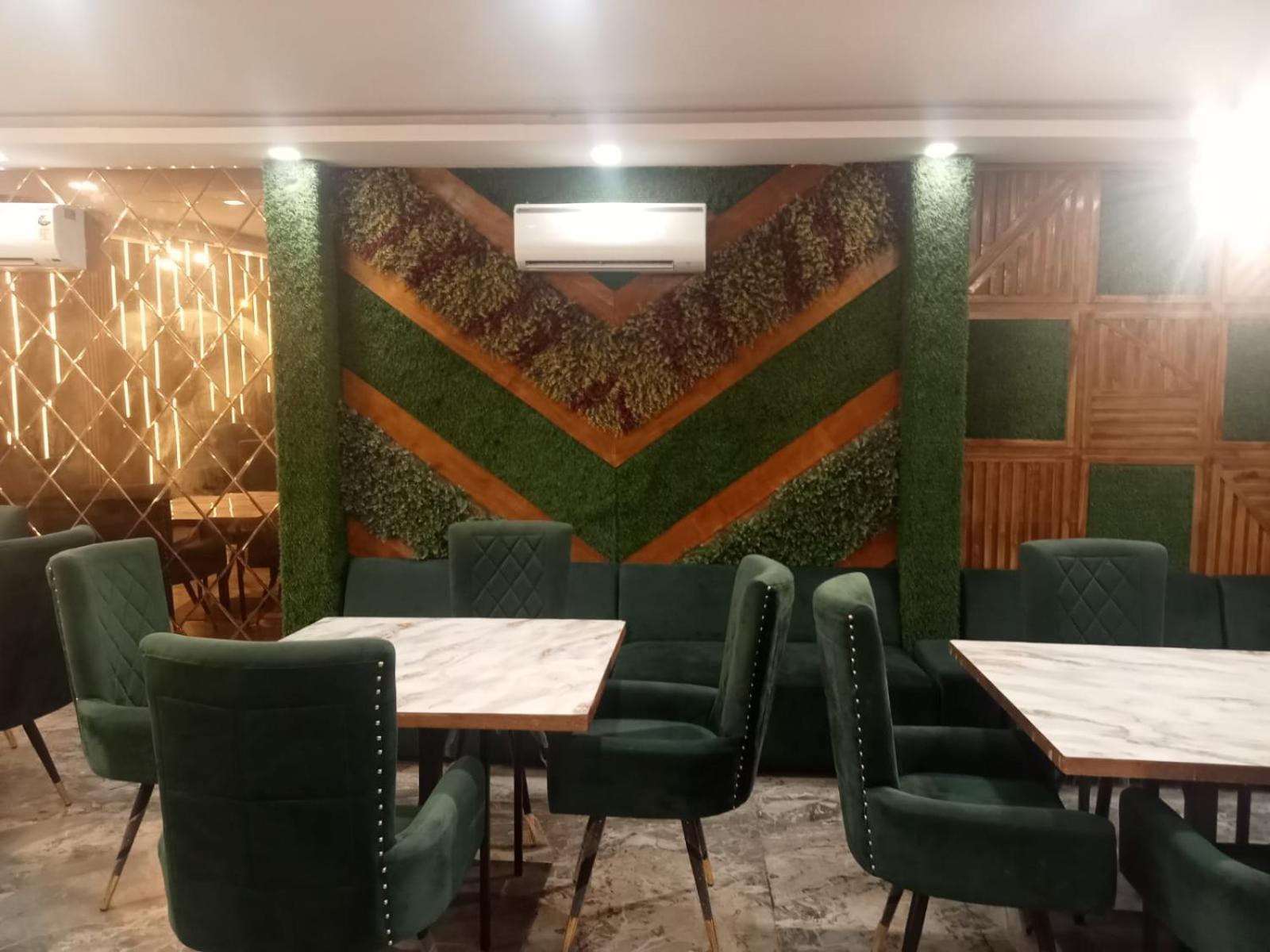 Ceremony Hotel And Banquets 法里达巴德 外观 照片